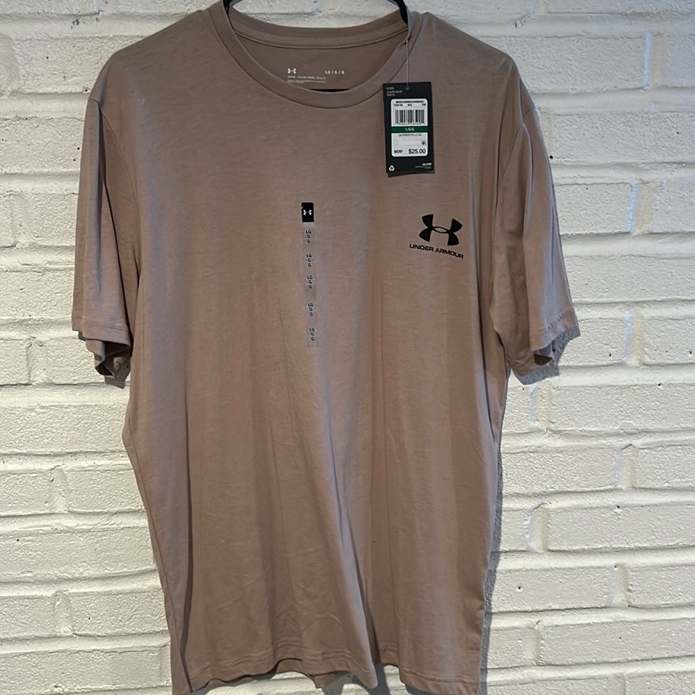 Men’s Large Under Armour T Shirt